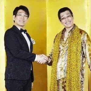 古坂大魔王ピコ太郎は同一人物